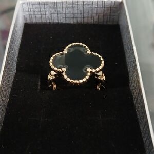 Elegant Laminated Gold and Black Women's Ring